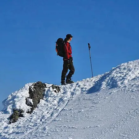 2 Bedroom Cozy In Eikesdal Overas